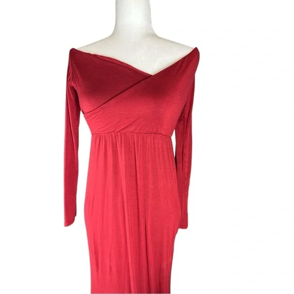 Chicaboo Maternity Photoshoot Long Flowing Long Sleeve Dress - Picture 4 of 6